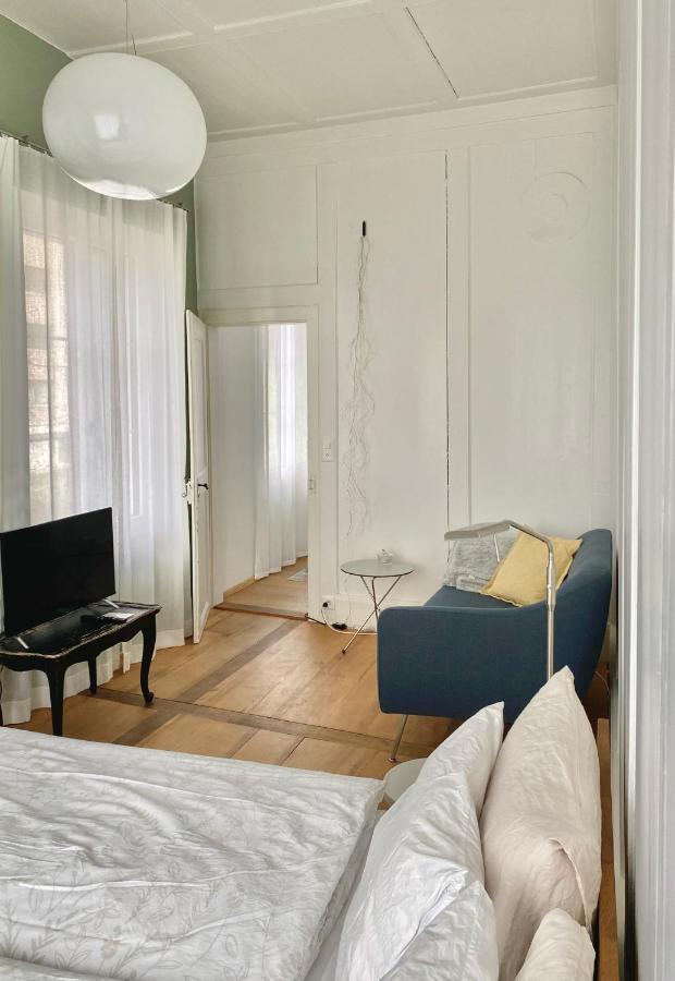 Lovely Studio In A Villa From 18Th Century Thun Bagian luar foto